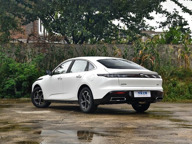 Changan Eado Plus 2025, 0 km - 1.5 л - Bakı