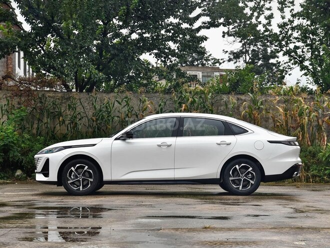 Changan Eado Plus 2025, 0 km - 1.5 л - Bakı