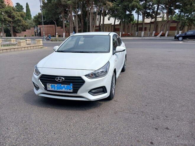 Hyundai Accent 2018, 120,000 km - 1.4 l - Bakı