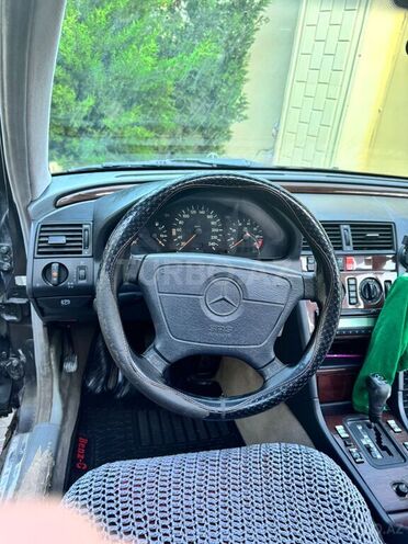 Mercedes C 200 1995, 310,000 km - 2.0 l - Bakı