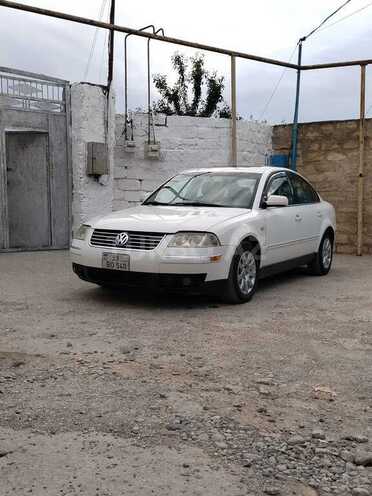 Volkswagen Passat 2003, 260,000 km - 1.8 л - Bakı