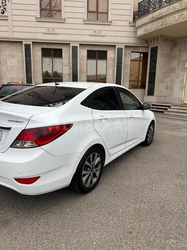 Hyundai Accent 2013, 242,000 km - 1.6 l - Gəncə