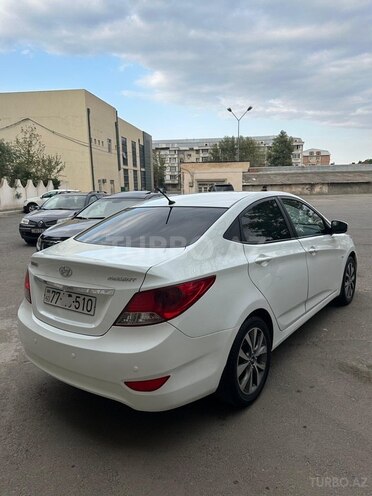 Hyundai Accent 2013, 242,000 km - 1.6 l - Gəncə