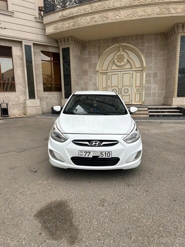 Hyundai Accent 2013, 242,000 km - 1.6 l - Gəncə