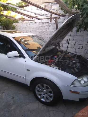 Volkswagen Passat 2003, 260,000 km - 1.8 л - Bakı
