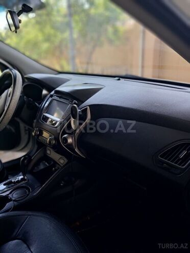 Hyundai ix35 2012, 133,000 km - 2.4 l - Bakı