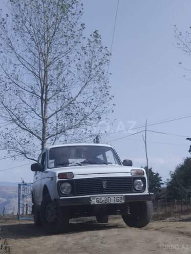LADA (VAZ) Niva 1996, 300,000 km - 1.7 л - Yardımlı