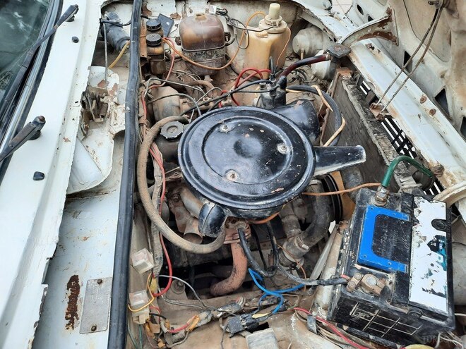 LADA (VAZ) 2106 1982, 69,852 km - 1.6 l - Salyan