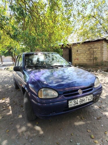Opel Vita 1997, 320,000 km - 1.4 l - Qax
