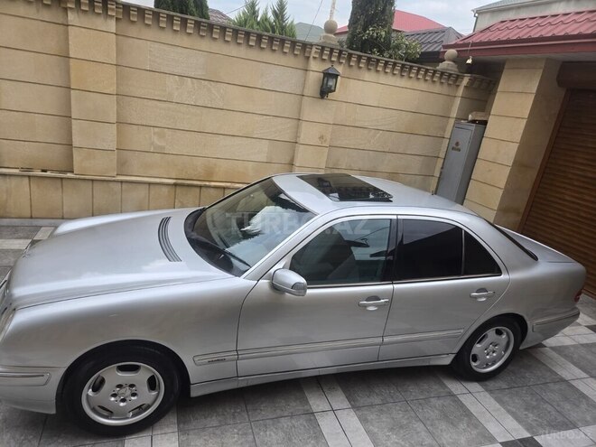 Mercedes E 280 2000, 265,085 km - 2.8 l - Sumqayıt