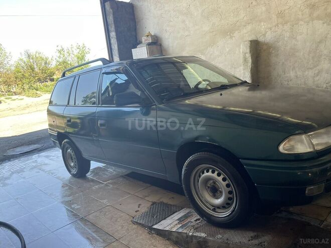 Opel Astra 1997, 350,000 km - 1.6 л - Balakən