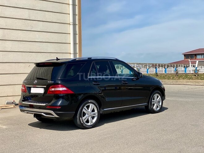 Mercedes ML 250 4MATIC 2015, 275,000 km - 2.1 l - Bakı