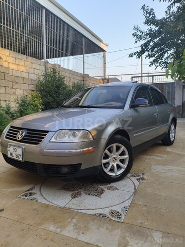 Volkswagen Passat 2004, 208,000 km - 1.8 l - Bakı