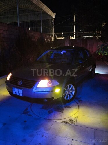 Volkswagen Passat 2004, 208,000 km - 1.8 l - Bakı