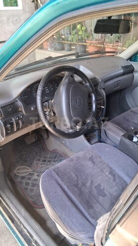 Opel Astra 1995, 400,000 km - 2.0 l - Şabran