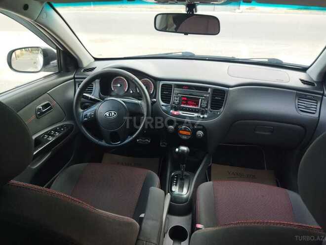 Kia Rio 2011, 180,000 km - 1.6 л - Sumqayıt