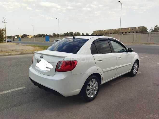Kia Rio 2011, 180,000 km - 1.6 л - Sumqayıt