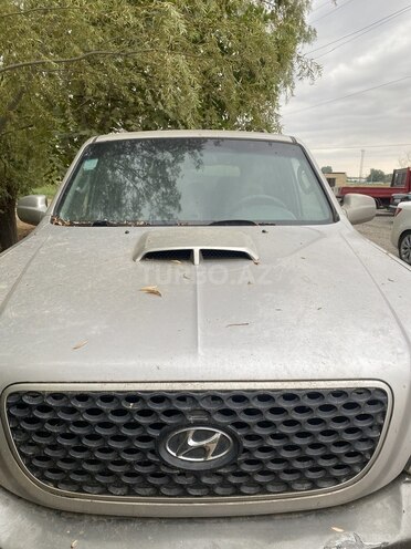 Hyundai Terracan 2006, 320,000 km - 2.9 l - Füzuli
