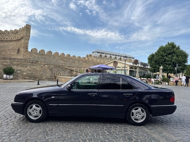Mercedes E 230 1996, 423,000 km - 2.3 l - Bakı