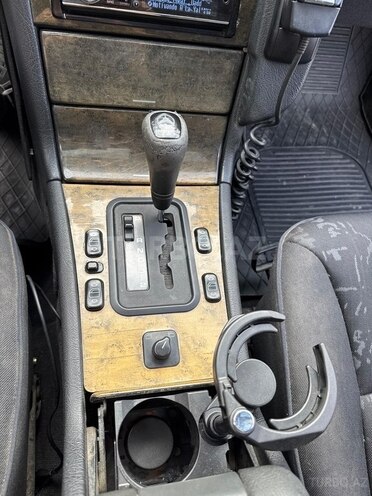 Mercedes E 230 1996, 423,000 km - 2.3 l - Bakı
