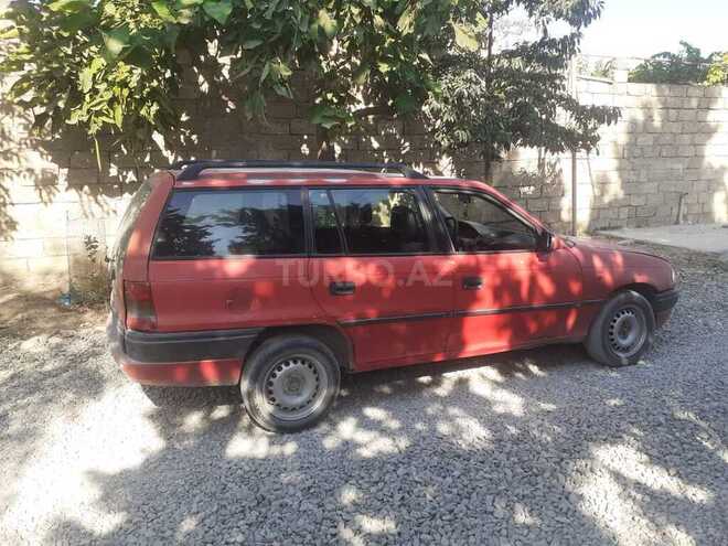 Opel Astra 1996, 241,200 km - 2.0 l - Bakı