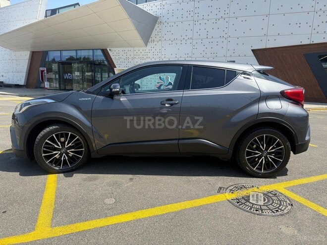 Toyota C-HR 2018, 136,900 km - 1.8 l - Bakı
