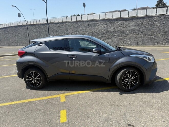 Toyota C-HR 2018, 136,900 km - 1.8 l - Bakı