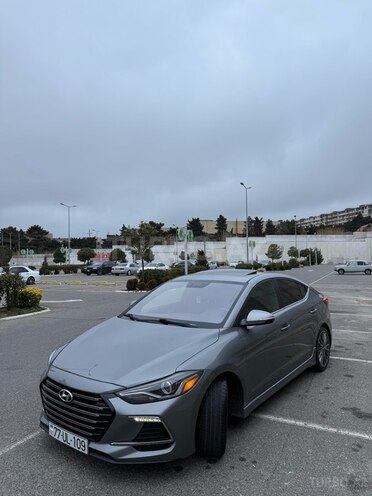Hyundai Elantra 2018, 65,500 km - 1.6 l - Bakı