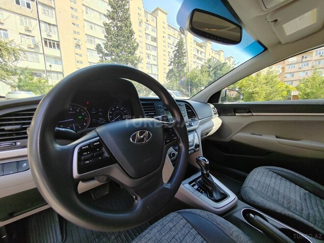 Hyundai Elantra 2016, 179,000 km - 2.0 l - Bakı