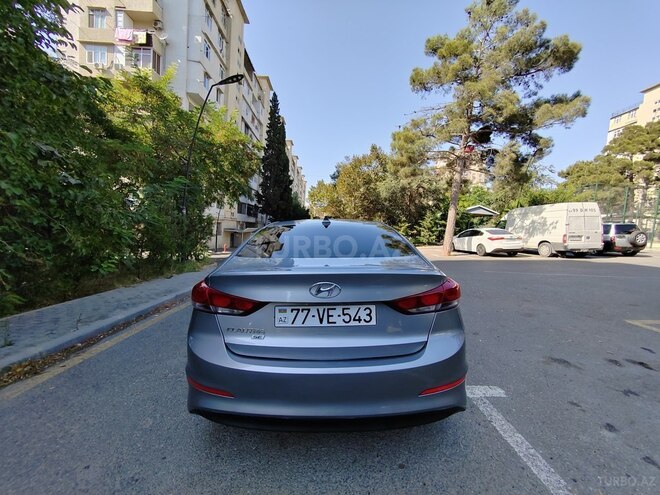 Hyundai Elantra 2016, 179,000 km - 2.0 l - Bakı