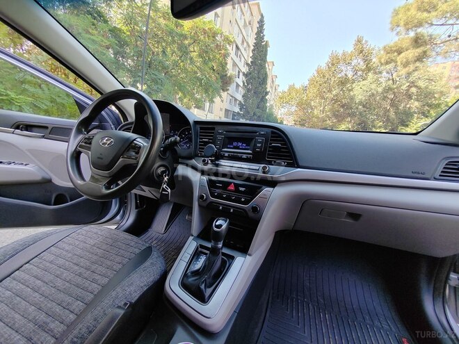 Hyundai Elantra 2016, 179,000 km - 2.0 l - Bakı