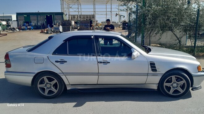 Mercedes C 180 1995, 382,000 km - 1.8 л - Bakı