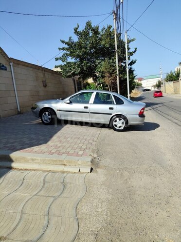 Opel Vectra 1998, 296,420 km - 1.8 l - Bakı