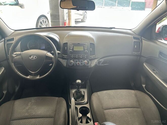 Hyundai i30 2010, 258,000 km - 1.4 л - Bakı
