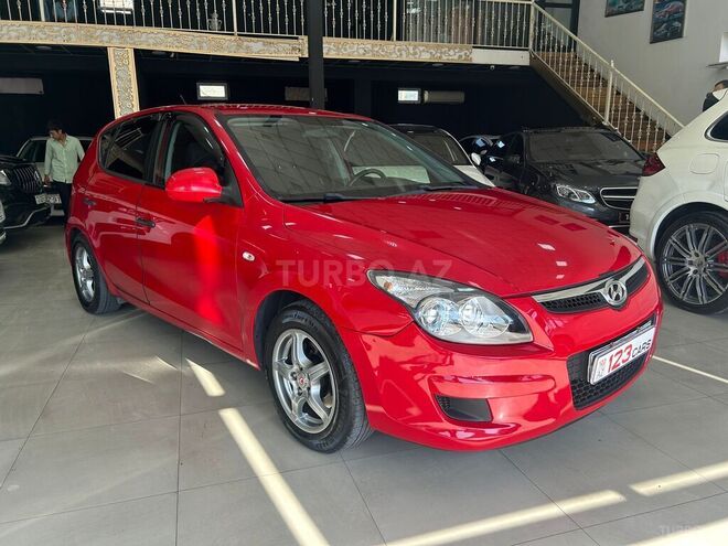 Hyundai i30 2010, 258,000 km - 1.4 л - Bakı