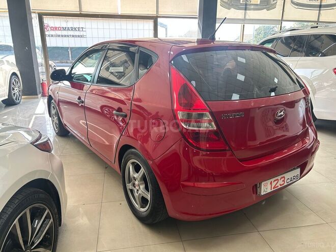 Hyundai i30 2010, 258,000 km - 1.4 л - Bakı