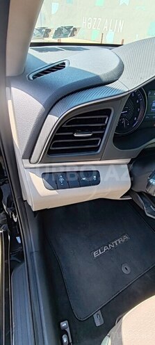 Hyundai Elantra 2019, 66,000 km - 2.0 l - Bakı