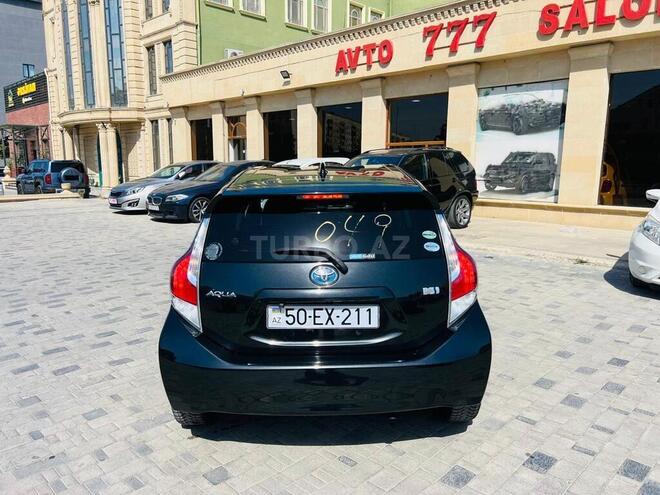 Toyota Aqua 2017, 73,000 km - 1.5 l - Bakı