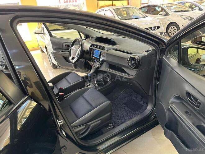 Toyota Aqua 2017, 73,000 km - 1.5 l - Bakı