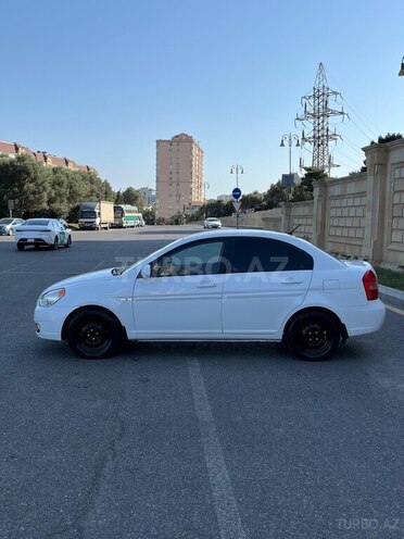 Hyundai Accent 2009, 243,507 km - 1.4 l - Bakı