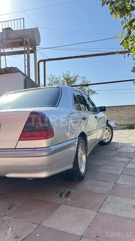 Mercedes C 230 1997, 391,474 km - 2.3 l - Salyan