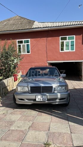 Mercedes C 230 1997, 391,474 km - 2.3 l - Salyan