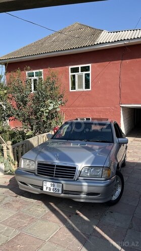 Mercedes C 230 1997, 391,474 km - 2.3 l - Salyan