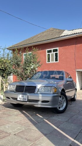 Mercedes C 230 1997, 391,474 km - 2.3 l - Salyan