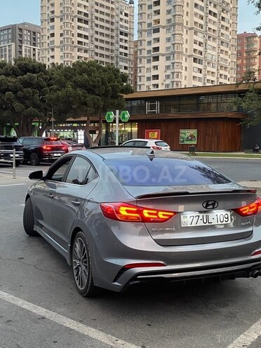 Hyundai Elantra 2018, 65,500 km - 1.6 l - Bakı