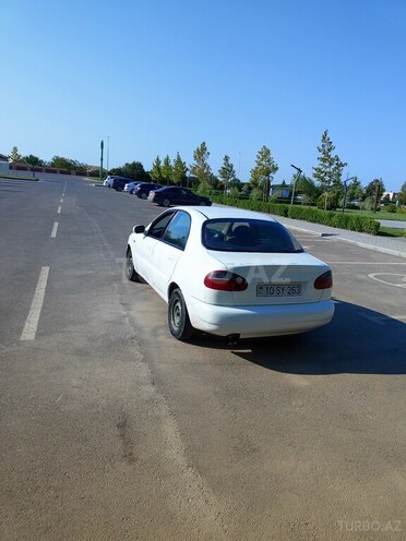 Daewoo Lanos 1998, 382,700 km - 1.6 l - Salyan