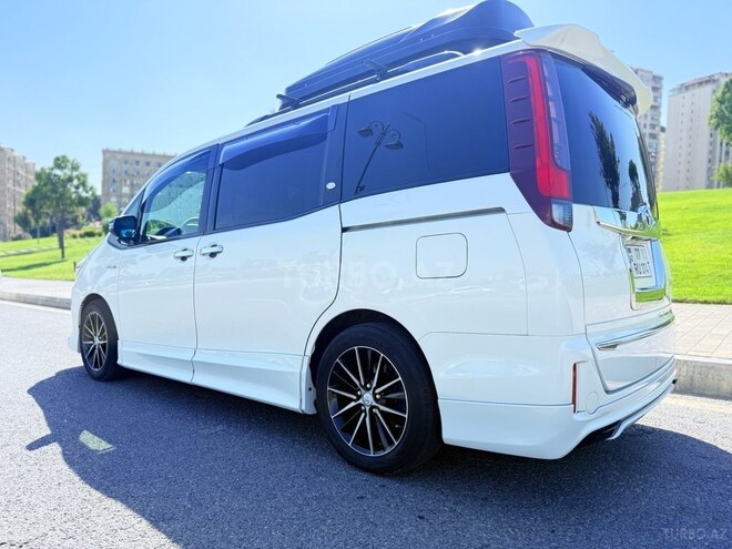Toyota Noah 2015, 120,000 km - 1.8 l - Bakı
