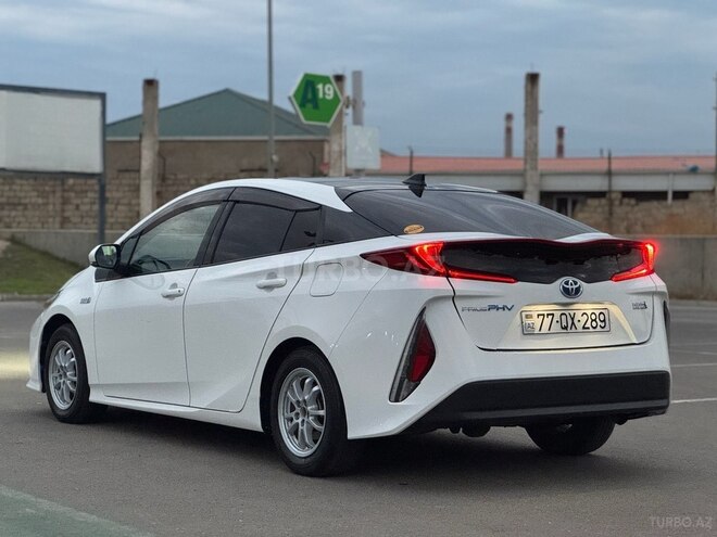 Toyota Prius Prime 2017, 141,000 km - 1.8 l - Bakı