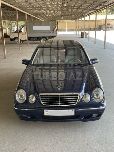 Mercedes E 240 2000, 395,000 km - 2.4 л - Ağdaş