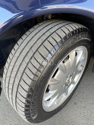 Mercedes E 240 2000, 395,000 km - 2.4 л - Ağdaş